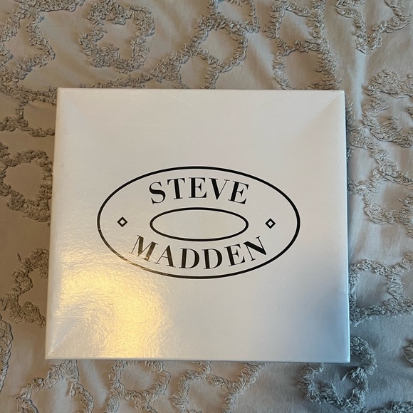 Marlene Mint Green Steve Madden Heels - Picture 2 of 5